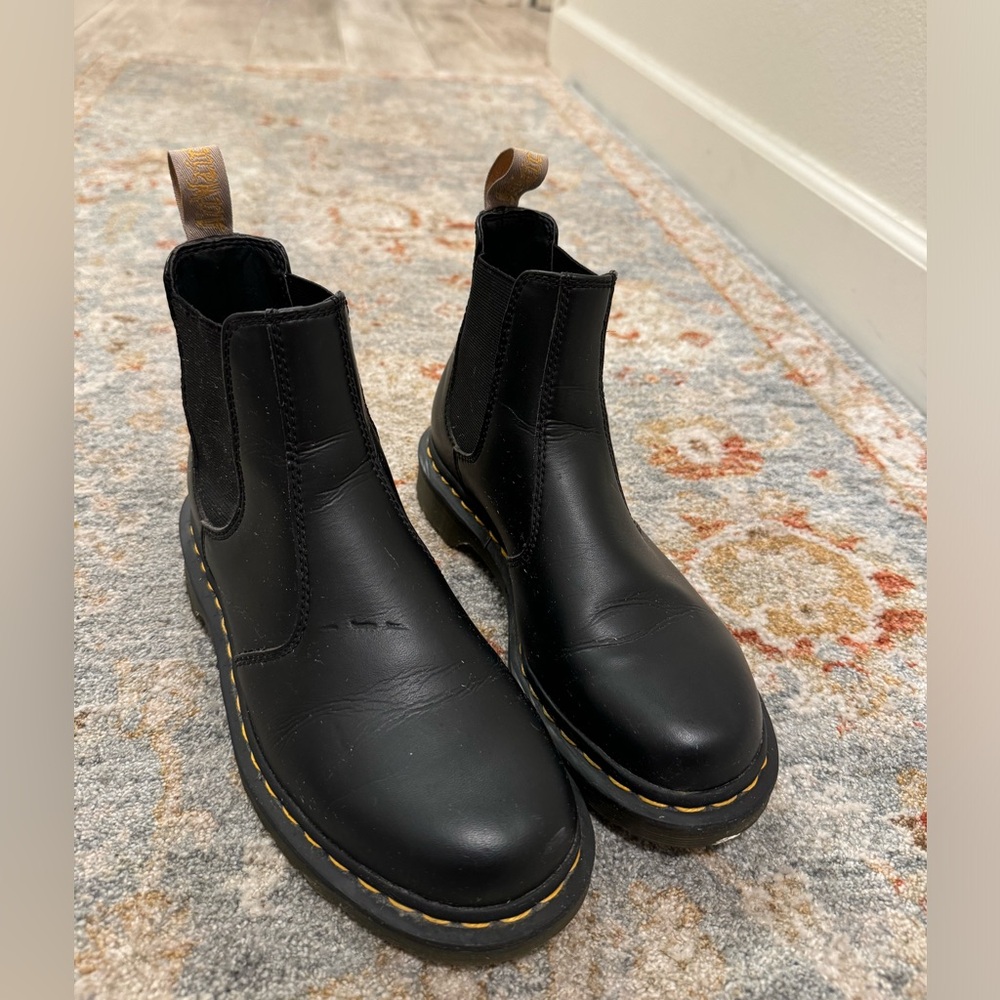 No lace Dr. Martens! Size women’s 7!